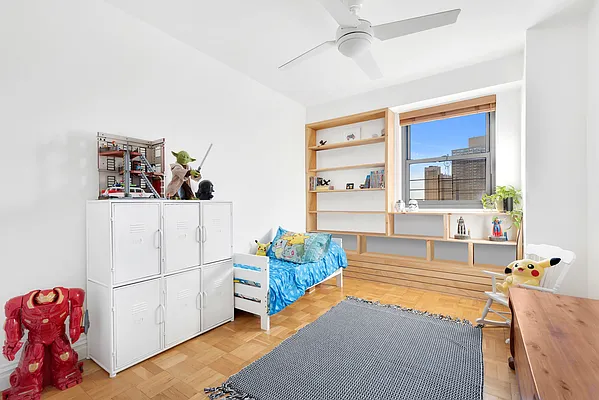 Sold by Douglas Elliman | media 8