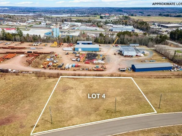 LOT 4 Gordon St, Fredericton, NB E3C 0A9
