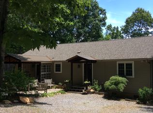 7 Starlight Dr, Black Mountain, NC 28711