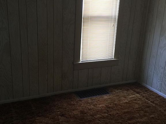 4th image of 2330 W Ann St