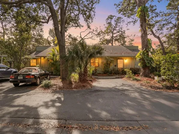 5014 Barrington Cir #2102, Sarasota, FL 34234