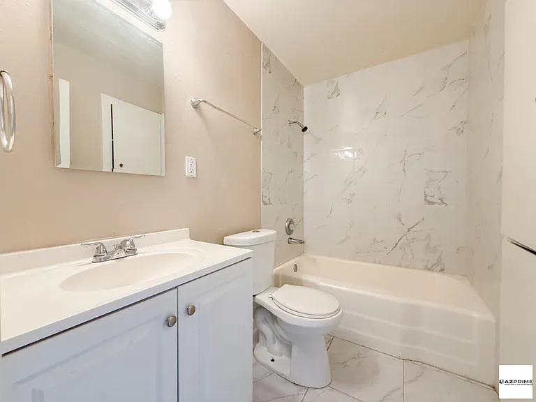 2123 W Devonshire Ave #15 — Photo 10