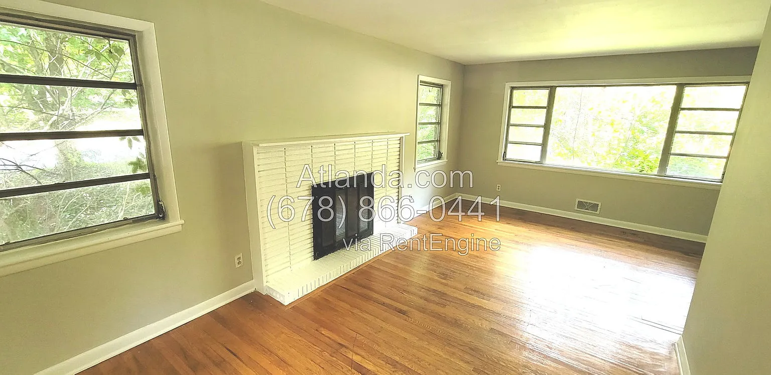 3 bed, 2.0 bath, 1200 sqft, $1,625 — Photo 3
