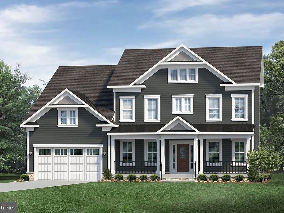 1st image of 7613 Woodridge Cir
