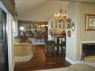 5th image of 159 Saint Thomas Way