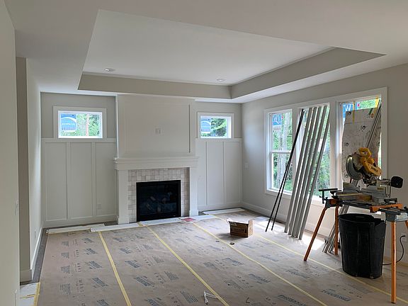 3rd image of 3013 Thornbury Dr
