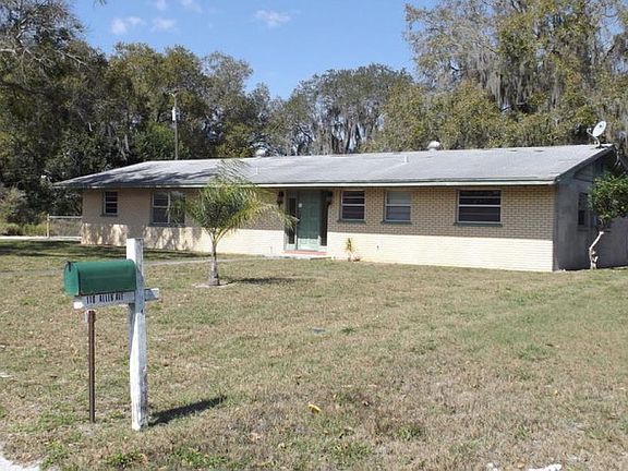 2nd image of 121 Allen Ave