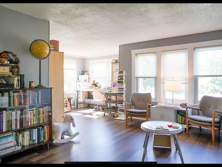 771 Amherst St #1 — Photo 4