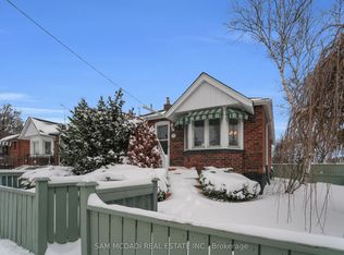 319 Cosburn Ave, Toronto, ON M4J 2N1
