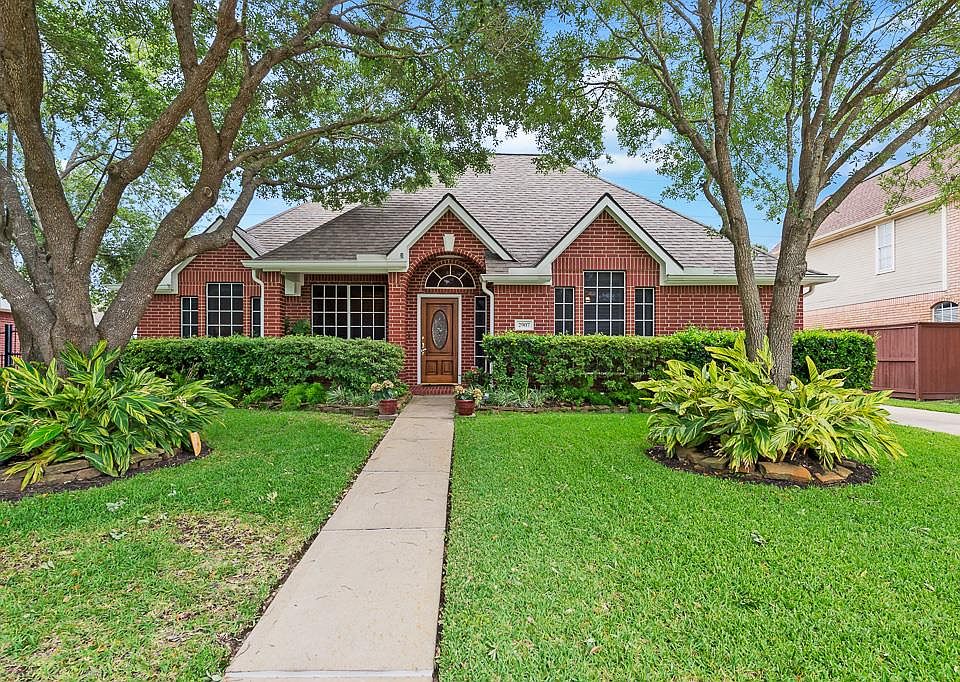 1st image of 2907 Norwood Hills Dr