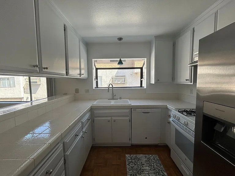 26022 Alizia Canyon Dr #D — Photo 5