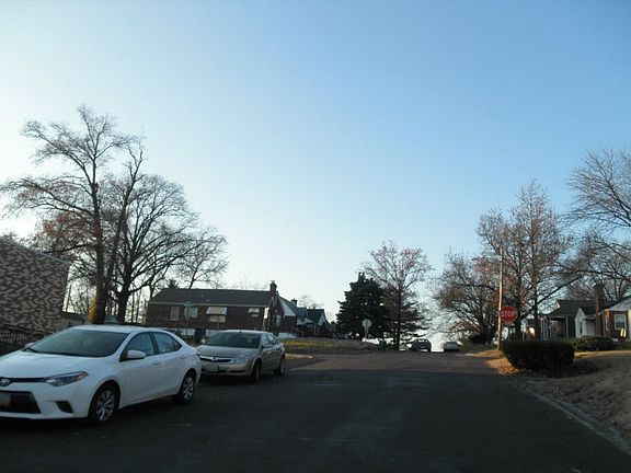 4th image of 2623 Kinamore Dr