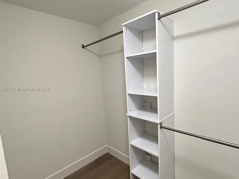 114 S Lakeside Dr #114 — Photo 9