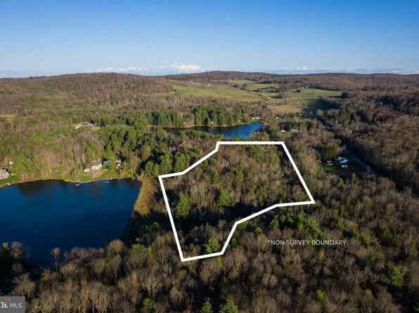 0 Twin Lakes Rd, Brackney, PA 18812