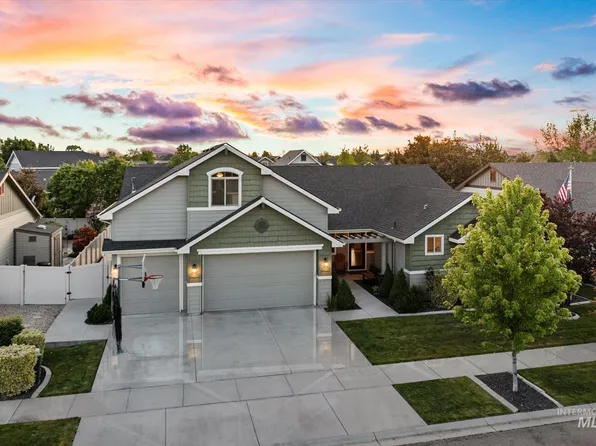 847 N Tullshire Way, Eagle, ID 83616