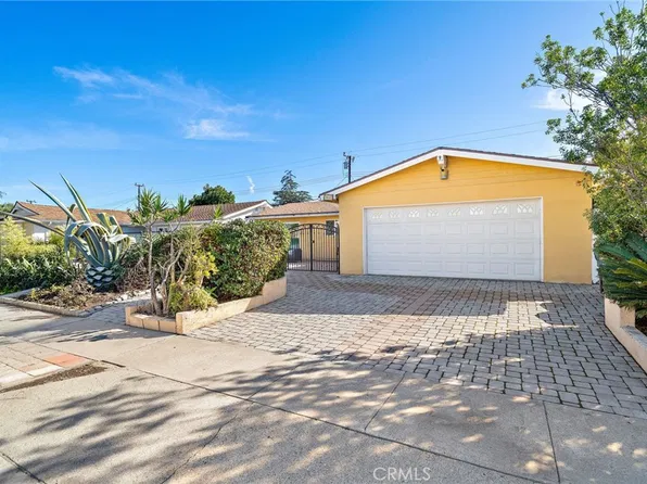 8142 Blaylock Dr, Huntington Beach, CA 92647