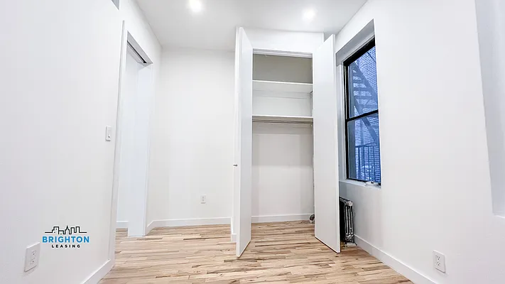 Rented by Brighton Management | media 23