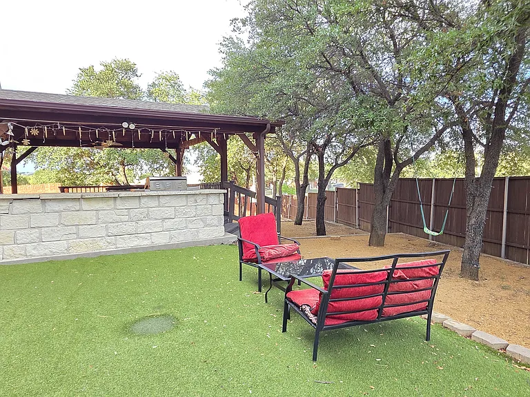 1001 Llano Trce — Photo 33