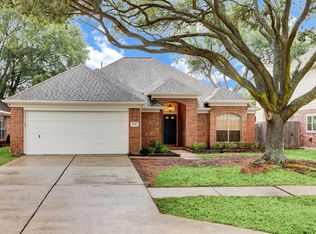 9311 Cabin Creek Dr, Houston, TX 77064