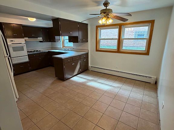 4th image of 4431 N Newcastle Ave #Basement