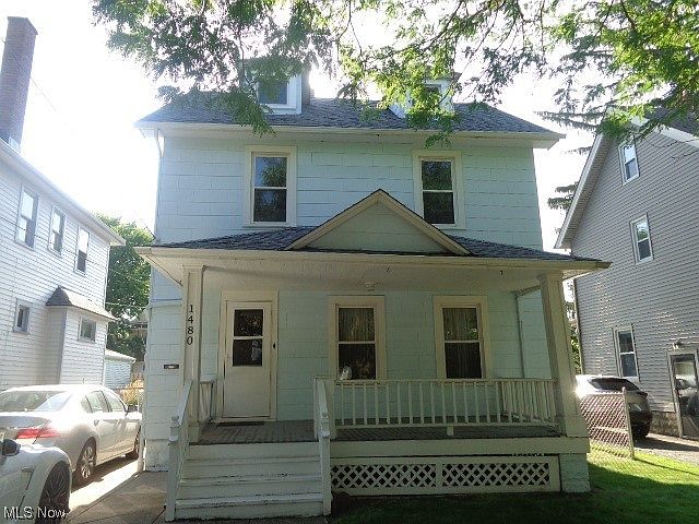 1st image of 1480 Larchmont Ave