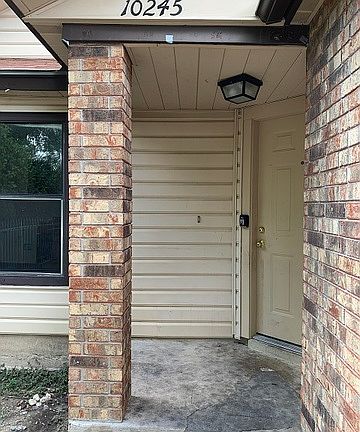 2nd image of 10245 Canton Fld