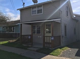 32 Smith St, Plattsburgh, NY 12901