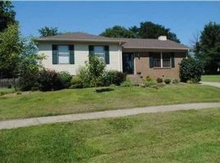 110 Ridge Top Ct, Simpsonville, KY 40067