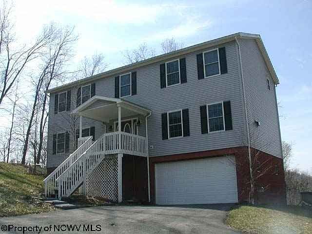 1st image of 16 Brandywine Est