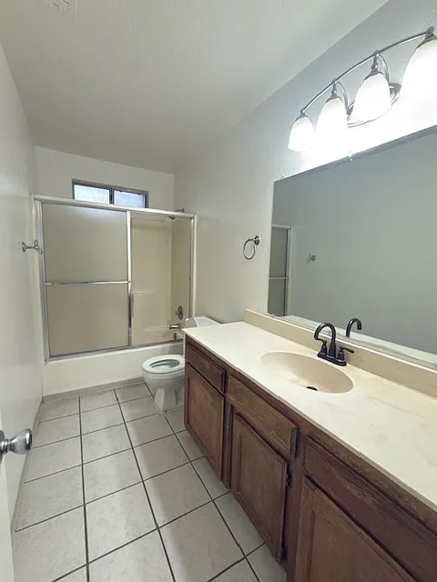 3 bed, 1154 sqft, $1,725 — Photo 4