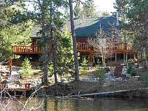 1st image of 990 Norway Pine Dr