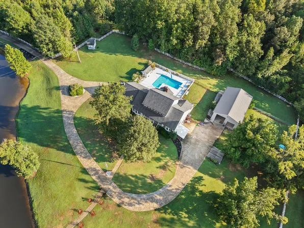 223 Brock Ln SW, Mc Donald, TN 37353