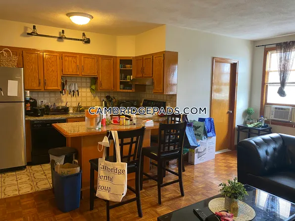 1124 Cambridge St, Cambridge, MA