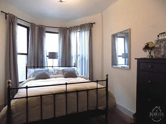 Rented by Blue Egg Realty Corp | media 7