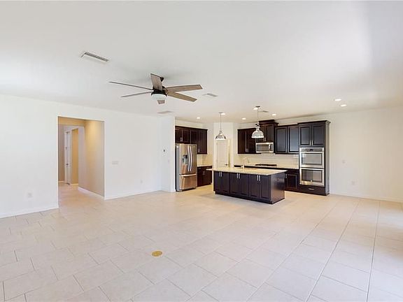 5th image of 4165 Beeswax Ln
