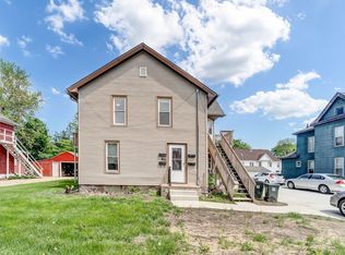 1928 College St, Cedar Falls, IA 50613