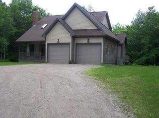 16 Summer Dr, Harrison, ME 04040