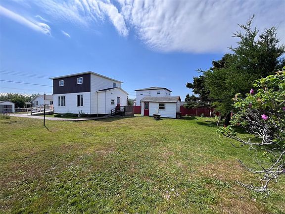 3rd image of 8 Brookfield Road