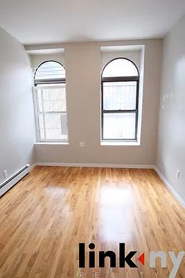 Rented by Link NY Realty | media 16