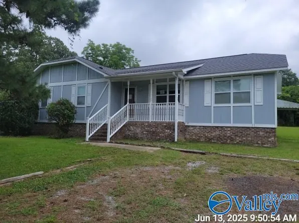212 Fairway Dr, Attalla, AL 35954