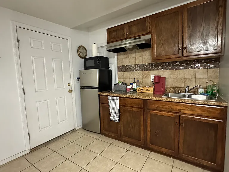 1750 Rio Vista Dr #B — Photo 14