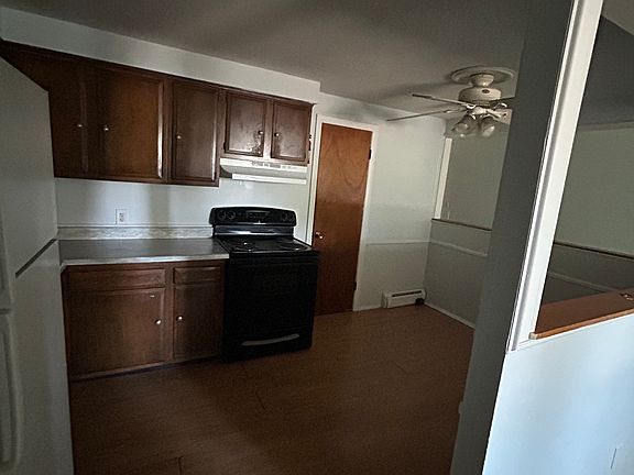 3rd image of 20 Lena St #8