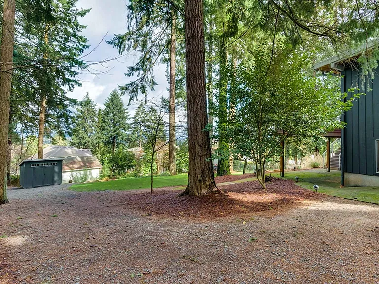 13585 SW Fern St — Photo 29