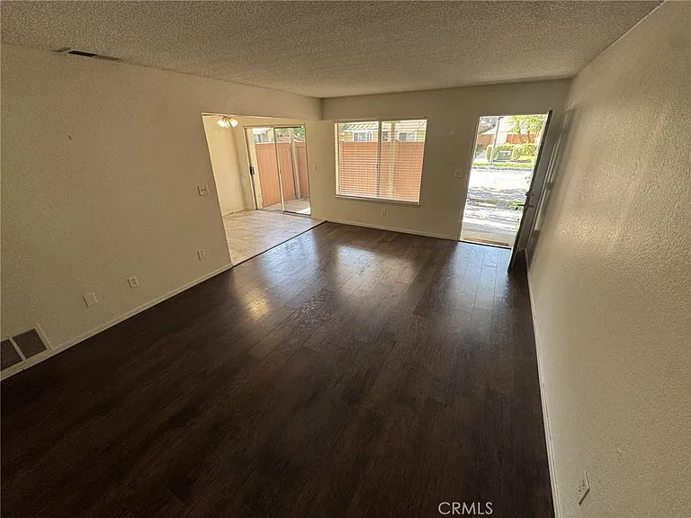 16748 Cedarwood Cir — Photo 5