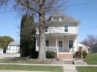201 S Powell St, Denver, IA 50622