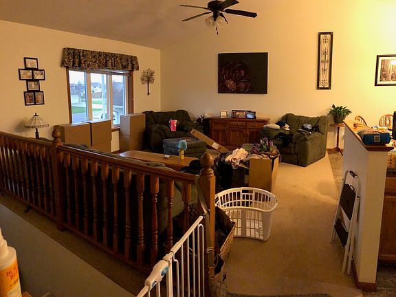3rd image of 413 Grayhawk Dr