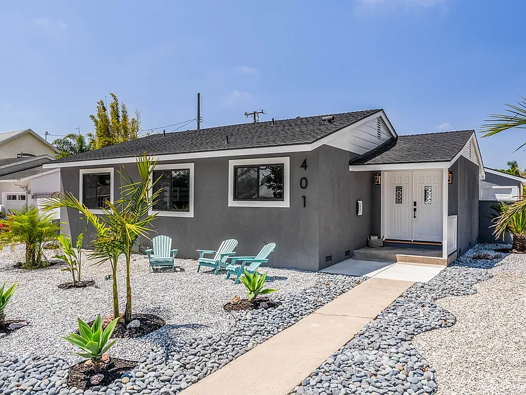 401 Rancho Dr — Photo 1