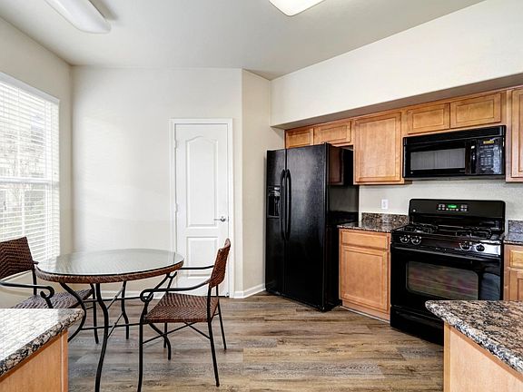 3rd image of 1300 Milano Dr Unit 6