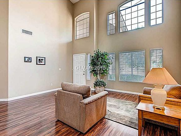 4th image of 8975 Pomona Ct
