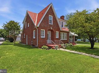 69 S Main St, Stewartstown, PA 17363